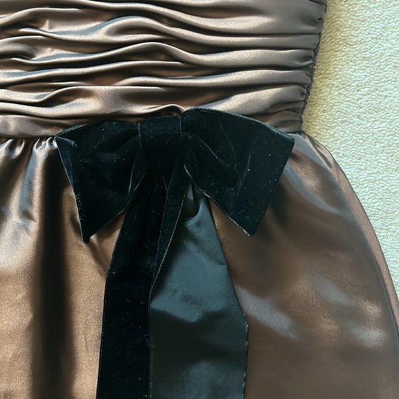 Adrianna Papell Chocolate Taffeta Cocktail, Prom, Evening, Occasion Dress - Picture 2 of 6